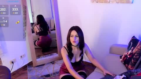 Snapshot of mrs_griseld chatting on December 2024 07:04:02 PM Griseld online show from December 2024 07:04:02 PM