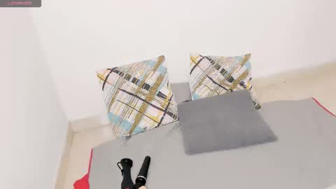 Snapshot of mrs_griseld chatting on October 2025 06:38:02 PM Griseld online show from October 2025 06:38:02 PM