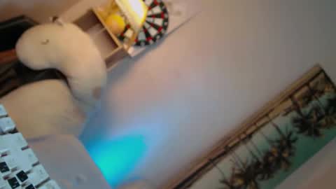 Snapshot of ms_channel chatting on June 2026 11:18:01 PM Channel online show from June 2026 11:18:01 PM