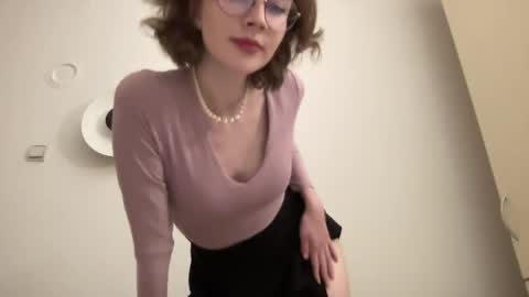 ms_christiana online show from May 2026 06:16:02 PM