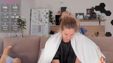 Ms ForYOU online show from October 2025 04:15:01 AM