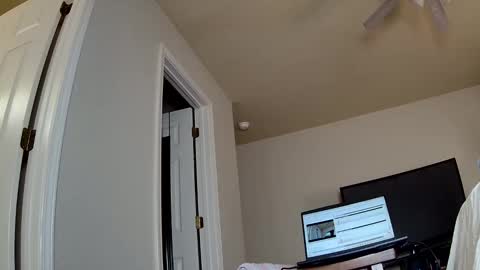 Snapshot of ms_queen chatting on January 2025 08:10:01 PM missqueenbbw online show from January 2025 08:10:01 PM