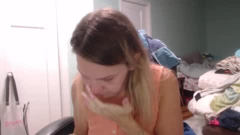 Snapshot of ms_queen chatting on September 2025 02:56:02 AM missqueenbbw online show from September 2025 02:56:02 AM