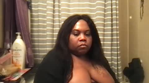 Snapshot of msjonemillion chatting on January 2025 12:43:02 AM Chocolate  Candy   Stick online show from January 2025 12:43:02 AM