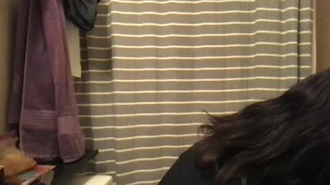 Snapshot of msjonemillion chatting on February 2025 02:48:02 AM Chocolate  Candy   Stick online show from February 2025 02:48:02 AM