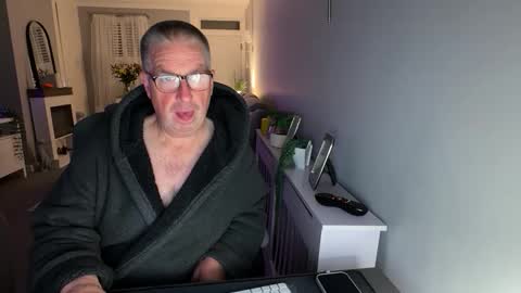 mtb1697 online show from October 2025 12:58:01 AM