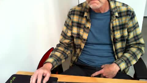 Snapshot of mucfag chatting on May 2026 04:02:02 PM mucfag online show from May 2026 04:02:02 PM
