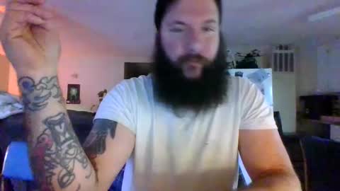 Snapshot of mudge chatting on January 2025 02:08:01 PM Mudge online show from January 2025 02:08:01 PM