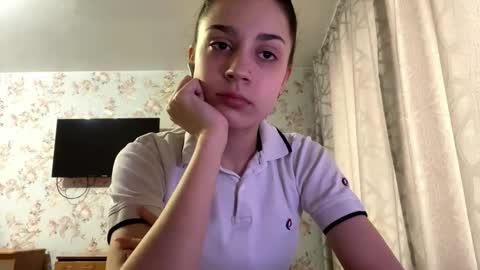 Tia online show from February 2026 07:14:02 AM