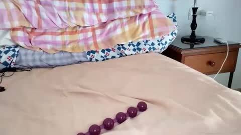 Laly online show from September 2025 08:05:01 AM