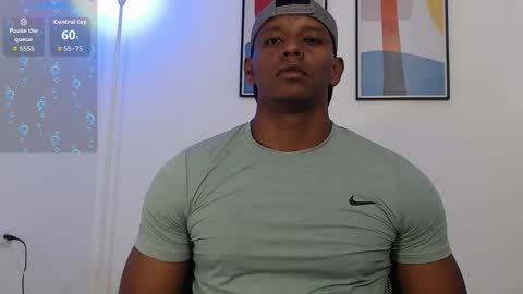 Snapshot of mulato_fit15 chatting on October 2025 03:53:01 PM mulato online show from October 2025 03:53:01 PM