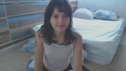 Snapshot of munchi_ chatting on September 2025 05:48:01 PM online show from September 2025 05:48:01 PM