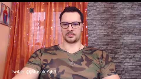 Snapshot of muscleaj69 chatting on December 2024 01:25:02 PM AJ online show from December 2024 01:25:02 PM