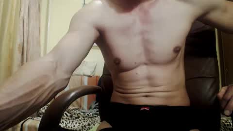 Snapshot of musculargod chatting on November 2025 09:14:02 PM SexyMuscled online show from November 2025 09:14:02 PM