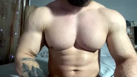 muscularjuggler online show from December 2025 05:28:01 AM