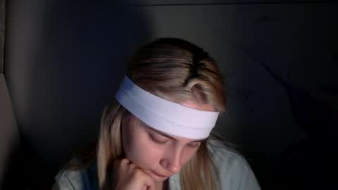 Snapshot of musescorner chatting on October 2025 07:45:01 PM musescorner online show from October 2025 07:45:01 PM