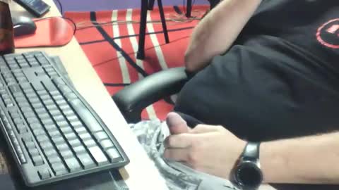 Snapshot of muso44 chatting on January 2025 06:39:01 AM Muso online show from January 2025 06:39:01 AM