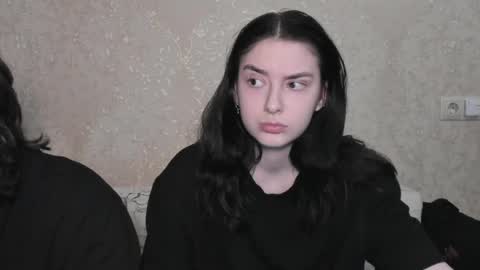 Snapshot of muuur_love chatting on April 2026 10:58:01 PM cute couple online show from April 2026 10:58:01 PM
