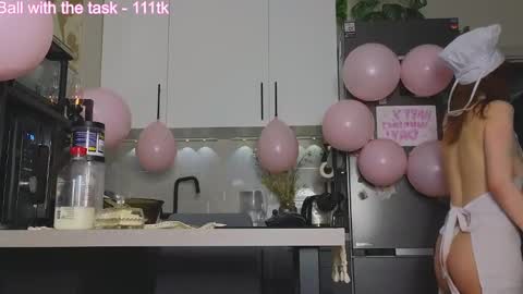 Snapshot of my_parisss chatting on February 2025 07:33:02 PM PARIS online show from February 2025 07:33:02 PM