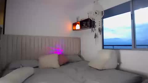 Snapshot of myahangel chatting on September 2025 10:47:01 PM Myah Angel online show from September 2025 10:47:01 PM