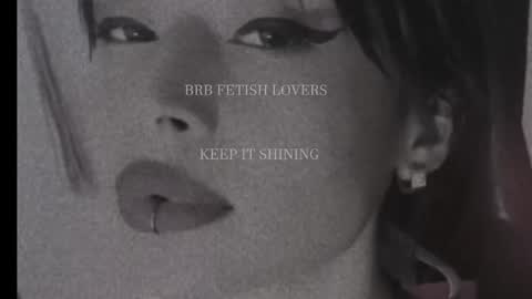 Snapshot of mydoc_lolac chatting on November 2025 09:28:01 PM Lola online show from November 2025 09:28:01 PM