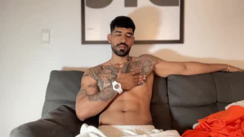 Myke esthetic online show from December 2024 07:02:02 AM