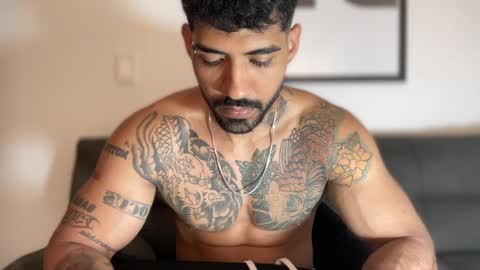 Myke esthetic online show from January 2025 02:33:01 AM