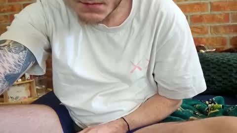 Snapshot of myluxdick chatting on February 2026 08:35:01 AM myluxdick online show from February 2026 08:35:01 AM