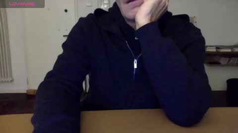 Bi sexy guy lovense hush is on private is open or password show tip if you like. online show from December 2025 06:42:02 AM