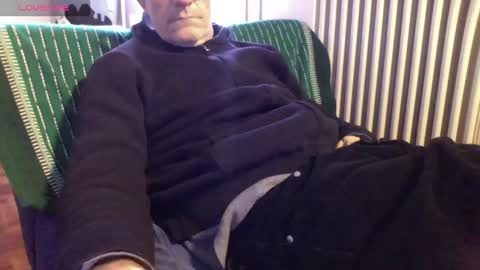 Bi sexy guy lovense hush is on private is open or password show tip if you like. online show from January 2026 12:31:01 PM