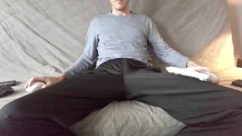 Felt like showing off online show from November 2025 04:44:01 PM