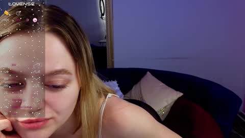 Eva  online show from January 2025 12:16:01 PM