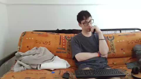 a Ordinary Boy online show from February 2026 03:45:01 PM