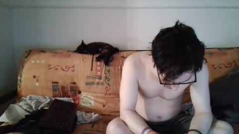 a Ordinary Boy online show from February 2026 03:48:01 AM