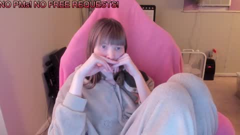 Snapshot of nacmar chatting on December 2024 03:54:02 PM Natalie Marlo online show from December 2024 03:54:02 PM