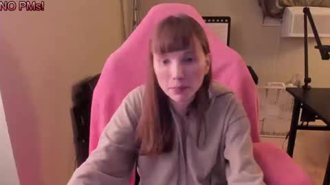 Snapshot of nacmar chatting on September 2025 01:02:01 PM Natalie Marlo online show from September 2025 01:02:01 PM