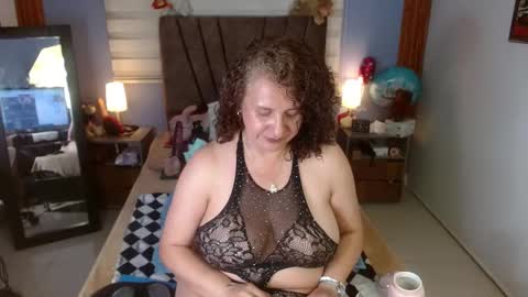 Snapshot of nadia_84 chatting on September 2025 07:50:01 PM nadia_84 online show from September 2025 07:50:01 PM