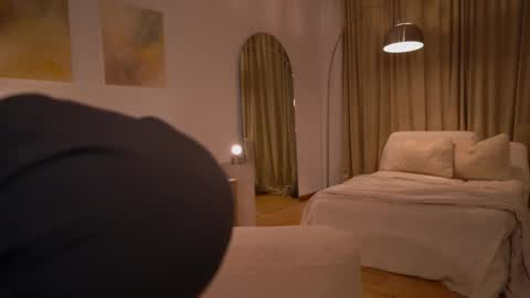 Nadia online show from January 2026 08:25:02 PM