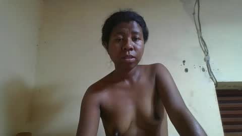 nadiasando online show from December 2025 10:35:02 AM