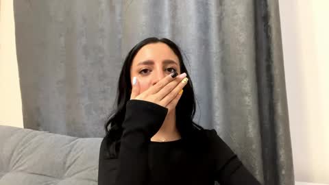 Leya online show from May 2026 01:40:02 PM