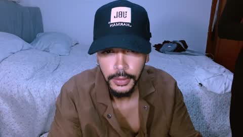 Snapshot of naduu__xx chatting on February 2025 01:23:02 AM naduu__xx online show from February 2025 01:23:02 AM