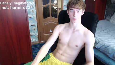 nagibator69_ online show from February 2025 01:51:02 PM