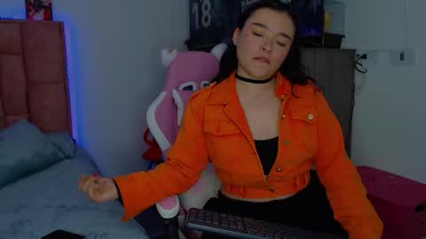 nahia cute     only   online show from November 2025 09:05:02 PM