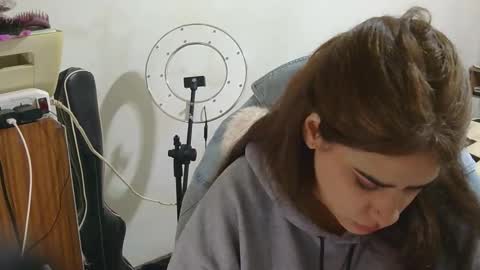 nahiarabiel online show from October 2025 02:19:01 PM