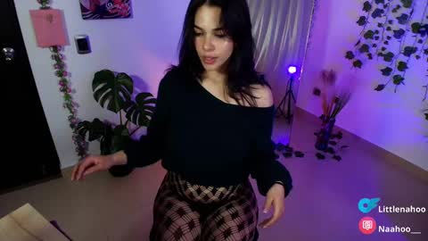 Snapshot of naho_4269 chatting on February 2025 01:34:01 AM Naho  Sigueme en mis Redes Sociales Follow me on my social networks online show from February 2025 01:34:01 AM
