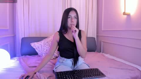 Snapshot of nahomi_key_ chatting on September 2025 08:19:01 PM Nahomi online show from September 2025 08:19:01 PM