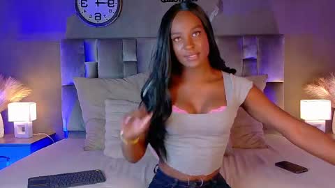  VICTORIA  online show from September 2025 07:35:01 PM