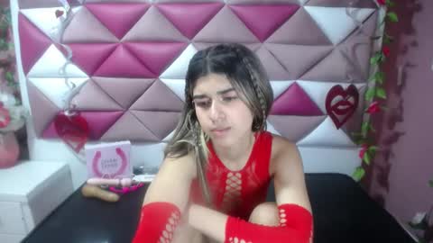 NahomiConnorr online show from January 2025 07:12:01 PM