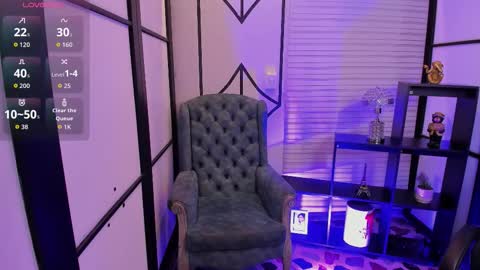 Nahomi online show from November 2025 06:35:02 AM