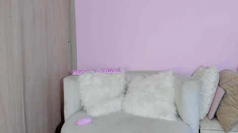      online show from February 2025 10:54:01 PM